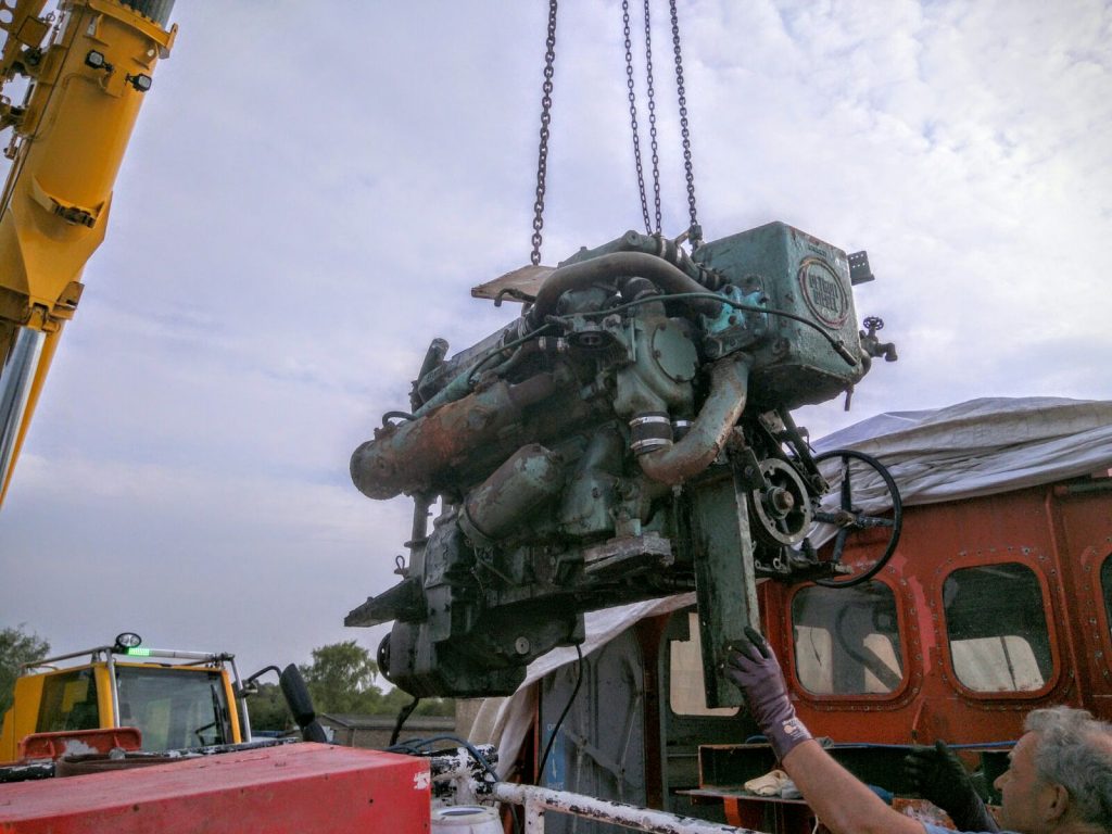 Rotary Service's original Detroit 8v71Ti engine's being removed.